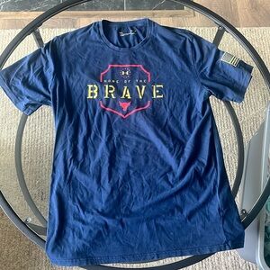 Large Underarmer T-shirt